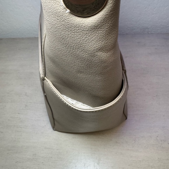 ON•34th Hattie Bucket Bag in Dune – SOLD OUT at Macy’s – NWT - Picture 5 of 15